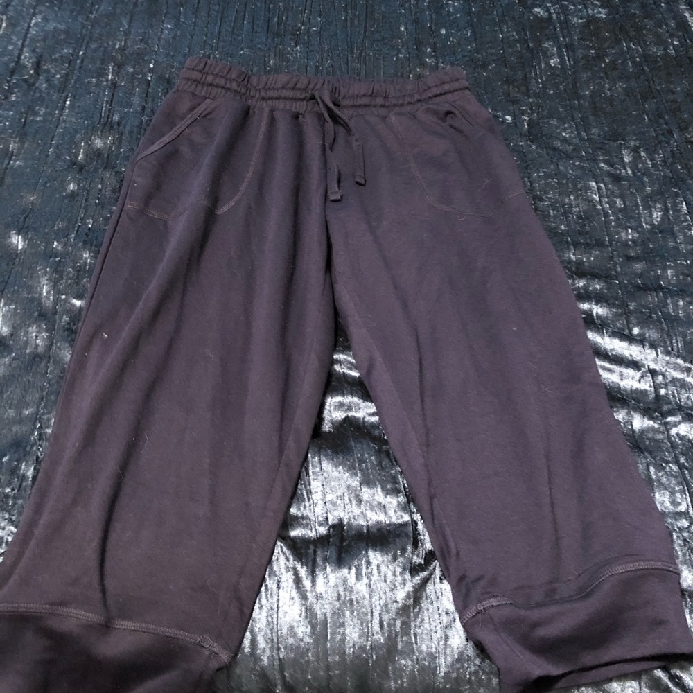 Women’s jogger capris